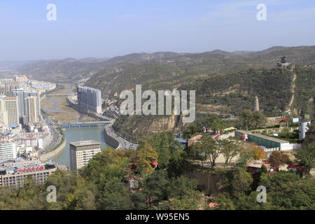 --FILE--Cityscape of YanAn city, northwest Chinas Shaanxi province, 13 October 2012.   Yanan, the iconic centre of the Communist Partys revolutionary Stock Photo