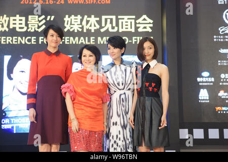 (From left) Hong Kong singer and actress Gigi Leung, Chinese American Emmy-winning television host and successful entrepreneur Kan Yue-sai, Chinese ac Stock Photo