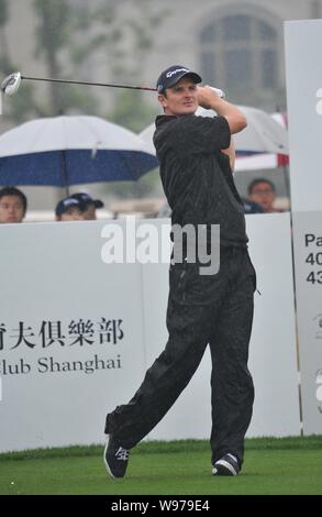 Justin Rose, of England, tees off on the first hole during the final ...