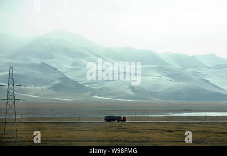 --FILE--A truck travels on a highway in Naqu, southwest Chinas Tibet Autonomous Region, 25 February 2009.   China will start work on the worlds highes Stock Photo