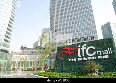 --File--View of Shanghai IFC mall in Shanghai, China, 29 May 2011.   The mainlands commercial capital could soon rival Hong Kong as a luxury shopping Stock Photo