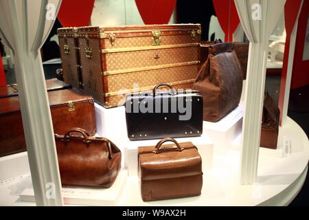 Louis Vuitton Antique Bags Suitcases Displayed Preview Louis