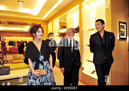 Louis vuitton executives hi-res stock photography and images - Alamy