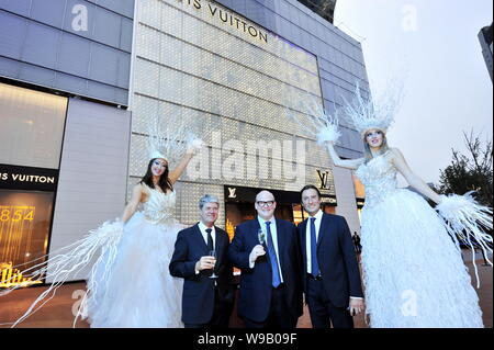 From left) Christopher Zanardi-Landi, CEO of Louis Vuitton China, Chinese  pianist Lang Lang, Yves Carcelle, Chairman and CEO of Louis Vuitton, Chines  Stock Photo - Alamy