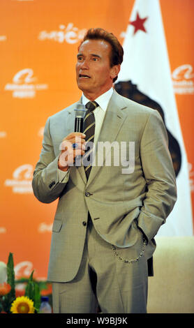 California governor Arnold Schwarzenegger speaks at the Alifest 2010 in Hangzhou city, east Chinas Zhejiang province, 11 September 2010.   After givin Stock Photo