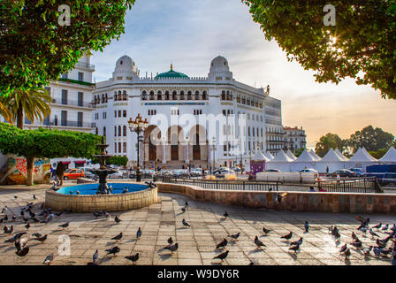 Algeria, Algiers, Grande Poste Square, garnde Poste Bldg. Stock Photo