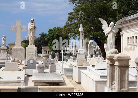 HAVANA, CUBA - FEBRUARY 24, 2011: Graves at Columbus Cemetery (Necropolis Cristobal Colon) in Havana. The cemetery has more than 800,000 graves. Stock Photo