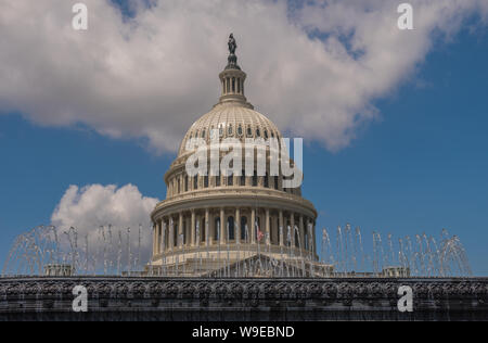 Capitolio, Washington DC, USA - May 20, 2018:  View of a fountain in front of the Capitol Dome in Washington Stock Photo