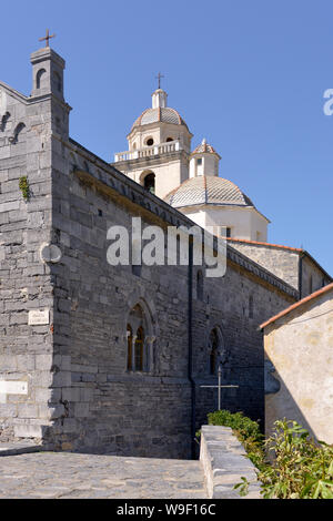 San Lorenzo church at Portovenere (or Porto Venere), is a town and commune located on the Ligurian coast of Italy Stock Photo