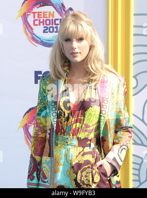August 11, 2019, Hermosa Beach, CA, USA: Taylor Swift attends FOX's Teen Choice Awards 2019 held at Hermosa Beach Pier. (Credit Image: © Pma/AdMedia via ZUMA Wire) Stock Photo