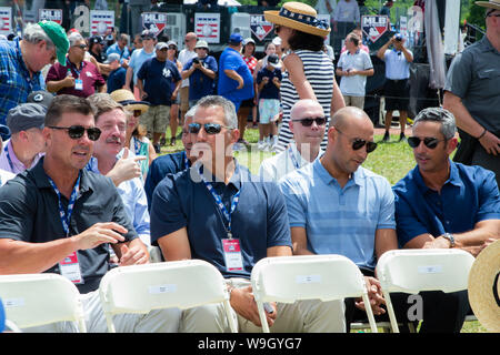 Derek Jeter and Yankees come to Cooperstown to cheer on the inductions to  the Hall of Fame(including former teammates - Mariano Rivera & Mike Mussina  Stock Photo - Alamy