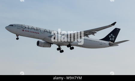 Air Canada A330-3 with special Star Alliance livery landing at Toronto Pearson Intl. Airport. Stock Photo