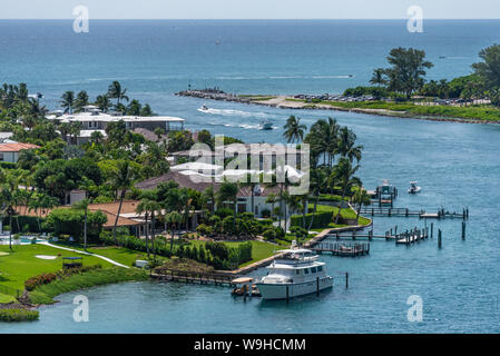 Jupiter Inlet view from atop the Jupiter Inlet Lighthouse in Jupiter, Palm Beach County, Florida. (USA) Stock Photo