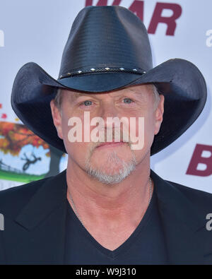 Burbank, United States. 13th Aug, 2019. BURBANK, LOS ANGELES, CALIFORNIA, USA - AUGUST 13: Singer Trace Adkins arrives at the Los Angeles Premiere Of Forrest Films' 'Bennett's War' held at the Steven J. Ross Theater at Warner Bros. Studios on August 13, 2019 in Burbank, Los Angeles, California, United States. ( Credit: Image Press Agency/Alamy Live News