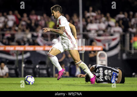 Alexandre Pato his second goal during a match between São Paulo vs Santos, a match valid for the 2019 Brazilian Championship, at Morumbi stadium (Photo by Thiago Bernardes / Pacific Press) Stock Photo