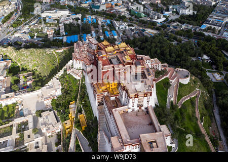 Lhasa. 10th Aug, 2019. Aerial photo taken on Aug. 10, 2019 shows