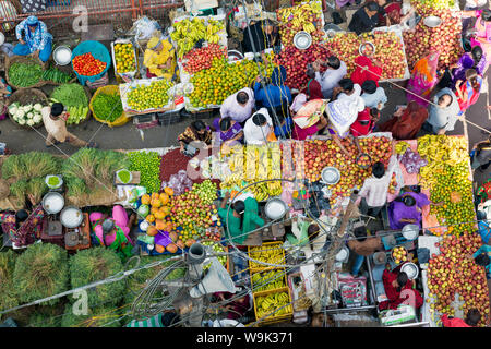 Fruit and vegetable market in the Old City, Udaipur, Rajasthan, India, Asia Stock Photo