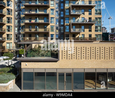 Front elevation of multi-storey, housing flat. Ocean Estate, London ...