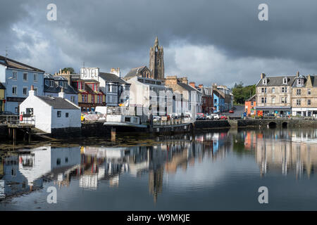 A view of Tarbert harbour, on the Kintyre peninsula, Argyll, Scotland. Stock Photo