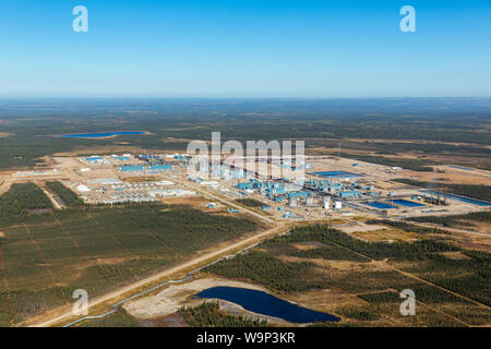 Aerial photo of Suncor Firebag SAGD (Steam Assisted Gravity Drainage) operation in final stages of construction. Stock Photo
