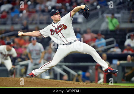 Atlanta, GA, USA. August 14, 2019: Atlanta Braves pitcher Mark Melancon delivers a pitch during the ninth inning of a MLB game against the New York Mets at SunTrust Park in Atlanta, GA. Austin McAfee/CSM Credit: Cal Sport Media/Alamy Live News Stock Photo