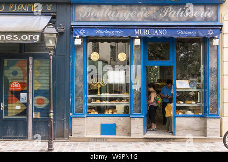 Paris jewish boulangerie - Murciano bakery on Rue de Rosiers in the Marais district of Paris, France, Europe.