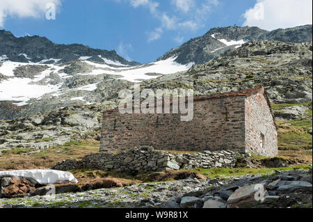 small stone house, pass of Grand Saint Bernard, Great St Bernard Pass, canton of Valais, Switzerland, Europe, Grand-Saint-Bernard Pass Stock Photo