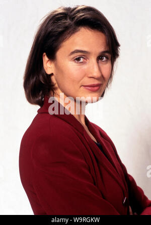 Toymagan ayollar erkaklarga jinsiy olatni pirsing qiladilar Qiziqarli jinsiy aloqa komikslar