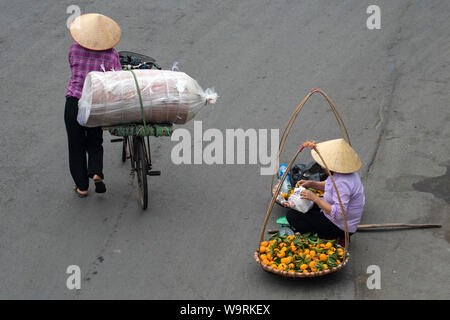 Asia, Asien, Southeast Asia, Vietnam, Northern, Hanoi, Capitol, street market *** Local Caption *** Stock Photo