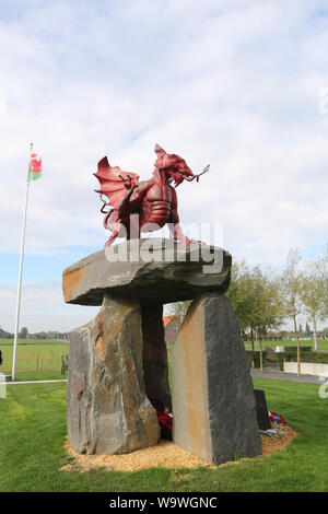 09/10/2017, Langemark-Poelkapelle, Belgium, Welsh Memorial Memorial WW1, The red dragon, built on a dolmen, stands in the middle of an area that was c Stock Photo