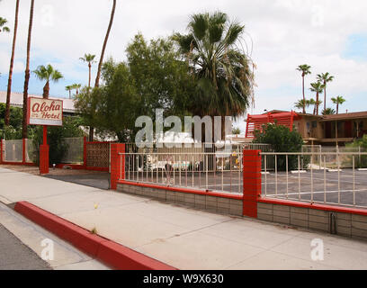 PALM SPRINGS, CALIFORNIA - JULY 18, 2019: The vintage mid century Aloha Hotel, built in 1947 at the foot of the San Jacinto Mountains in the sunny des Stock Photo