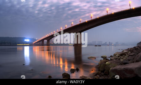 Chongqing metro Yangtze river bridge Stock Photo