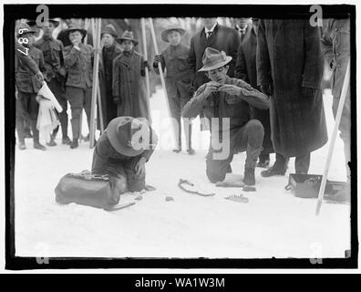 BOY SCOUTS. VISIT OF SIR ROBERT BADEN-POWELL TO D.C. DEMONSTRATION Stock Photo