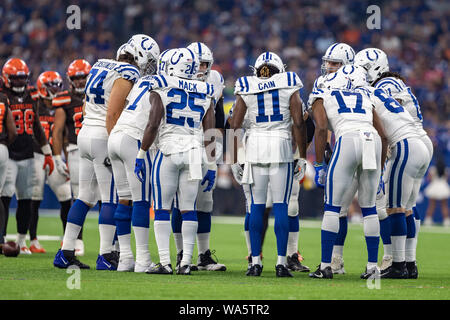 Indianapolis, Indiana, USA. 17th Aug, 2019. Indianapolis Colts free safety  Malik Hooker (29) and Cleveland Browns strong safety Damarious Randall (23)  meet on the field after the game between the Cleveland Browns