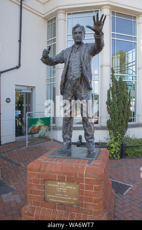 statue of ralph vaughan williams outside dorking halls entertainment complex surrey Stock Photo
