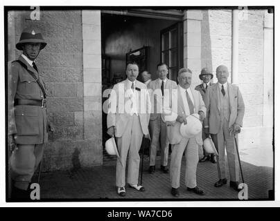 Arab protest delegations, demonstrations and strikes against British policy in Palestine (subsequent to the foregoing disturbances [1929 riots]). Wailing Wall Commission. June and July 1930 Stock Photo