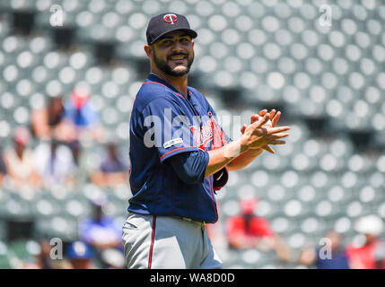 Arlington, Texas, USA. 18th Aug, 2015. Texas Rangers shortstop Elvis ...