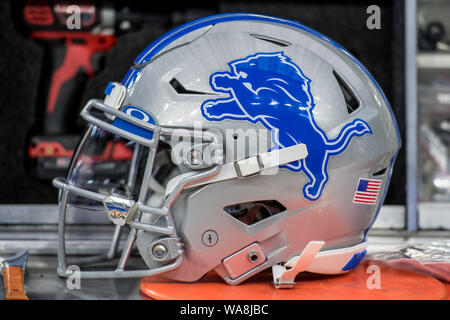 Detroit lions best sale helmet 2019