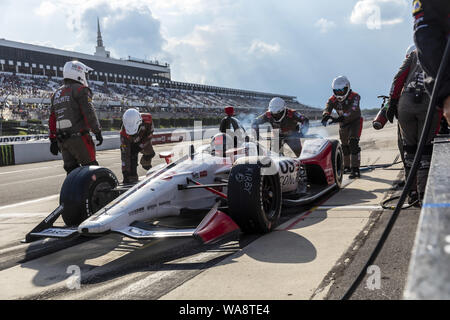 Long Pond, Pennsylvania, USA. 18th Aug, 2019. MARCO Andretti (98) of the United States brings his car in for service during the ABC Supply 500 at Pocono Raceway in Long Pond Pennsylvania. (Credit Image: © Colin J Mayr Grindstone Media/ASP) Stock Photo