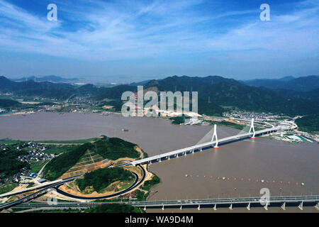 Aerial view of Fuchimen Bridge, which finishes its main tower coating and will come into service in September, Zhoushan city, east China’s Zhejiang pr Stock Photo