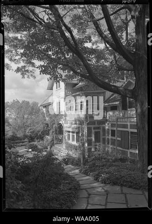 Childs Frick, residence in Roslyn, Long Island, New York. South facade ...