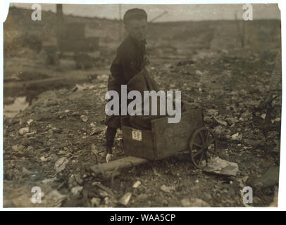Christie Stubbs. 11 year old scavenger - Pine Street Dumps - Lives 141 Plain St. Abstract: Photographs from the records of the National Child Labor Committee (U.S.) Stock Photo