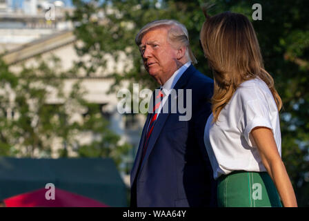 Washington, United States Of America. 18th Aug, 2019. United States President Donald J. Trump and First Lady Melania Trump return to the White House following a stay in Bedminster, New Jersey in Washington, DC on August 18, 2019. Credit: Tasos Katopodis/Pool via CNP | usage worldwide Credit: dpa/Alamy Live News Stock Photo