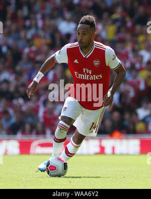 Arsenal's Pierre-Emerick Aubameyang during the Premier League match at the Emirates Stadium, London. PRESS ASSOCIATION Photo. Picture date: Saturday August 17, 2018. Photo credit should read: Yui Mok/PA Wire. RESTRICTIONS: No use with unauthorised audio, video, data, fixture lists, club/league logos or 'live' services. Online in-match use limited to 120 images, no video emulation. No use in betting, games or single club/league/player publications. Stock Photo