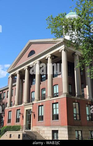 Harvard University - Edward Mallinckrodt chemical laboratory. Cambridge, Massachusetts in the United States. Stock Photo