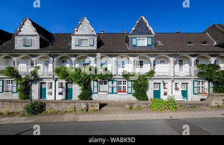 Essen, Ruhr area, North Rhine-Westphalia, Germany - Margarethenhoehe settlement is considered the first German garden city, the 115-hectare settlement Stock Photo