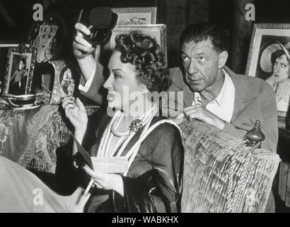 SUNSET BOULEVARD 1950 Paramount Pictures Film With From Left: William ...