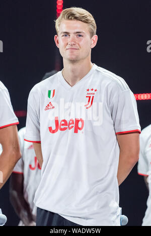 Juventus de ligt online shirt