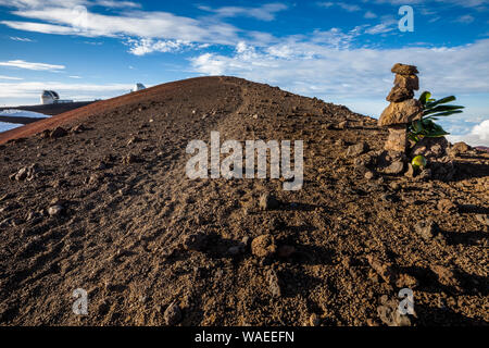 Stone markers/Native Hawaiian Shrines (Heiau), serving also as a reminder of the sacred history of Mauna Kea, Hawaii Stock Photo