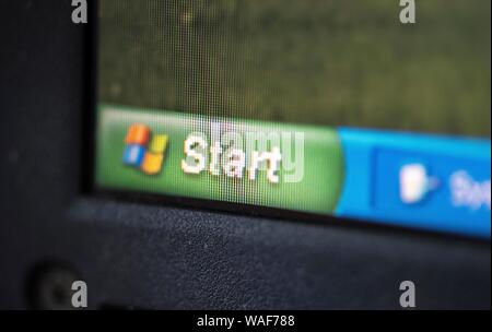 Windows XP Start Button, Laptop, Operating System Microsoft Windows XP, Germany Stock Photo